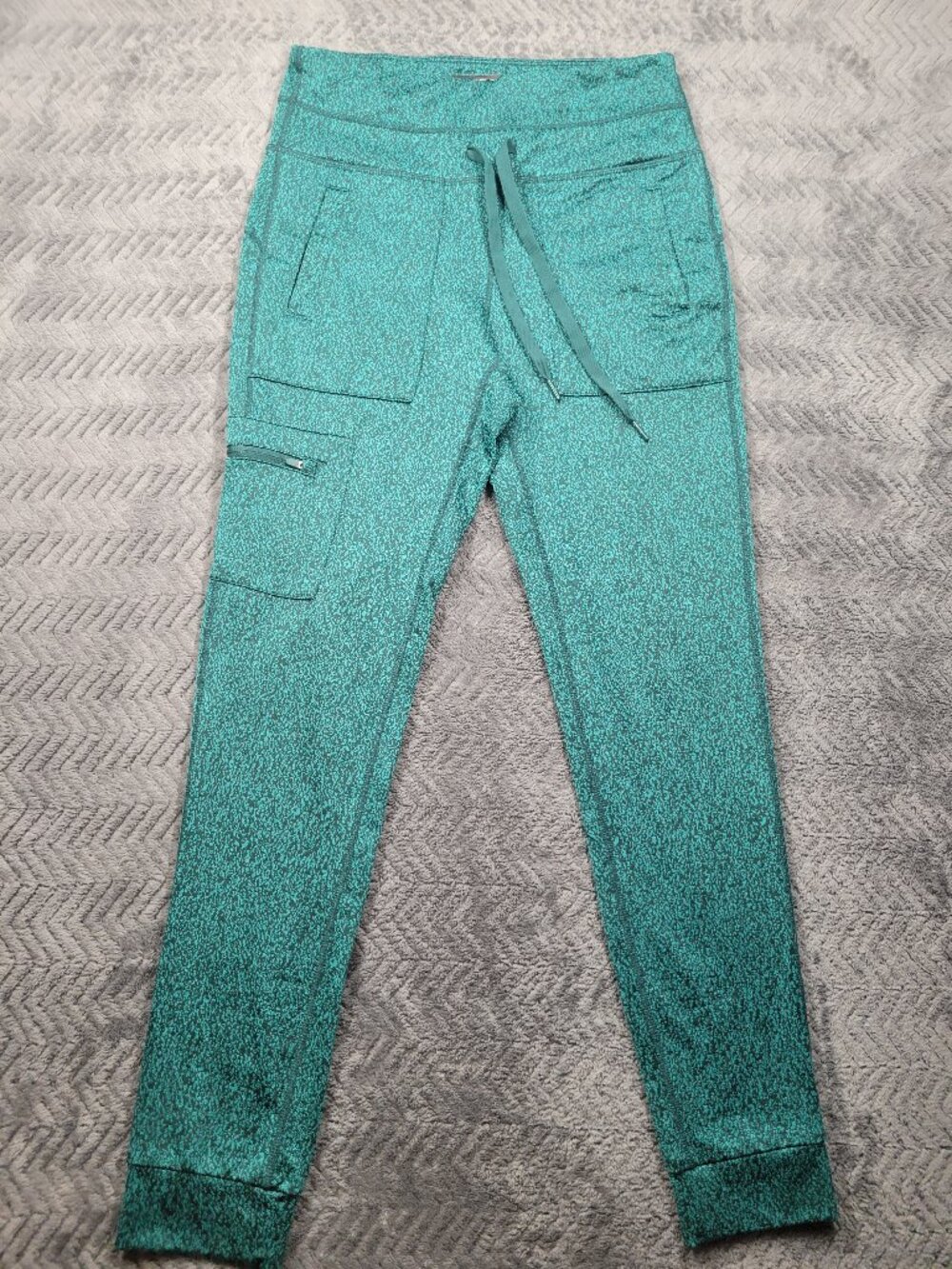 Mondetta womens pants size medium Green Good condition